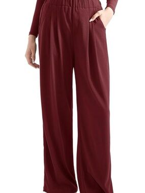 Wide-Leg Pull-On Pants in Wine